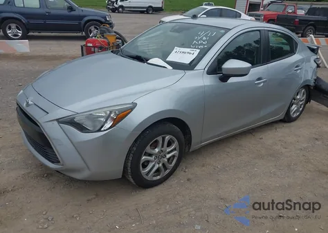 2017 Toyota Yaris Ia z USA, uszkodzony, nr VIN 3MYDLBYV0HY166400